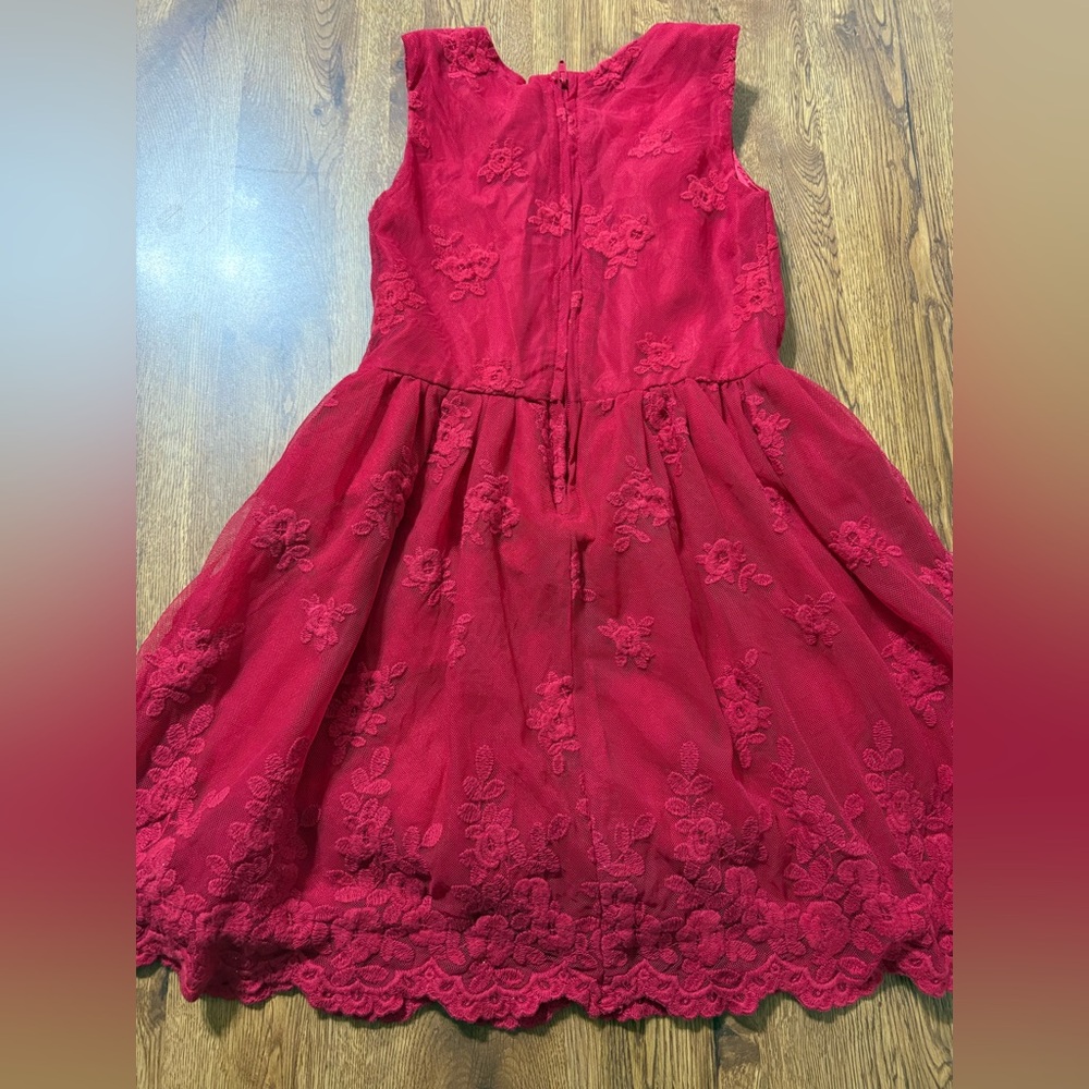 Adorable Place Brand  Girls Red Lace Holiday Dress Size 6 - Picture 3 of 9